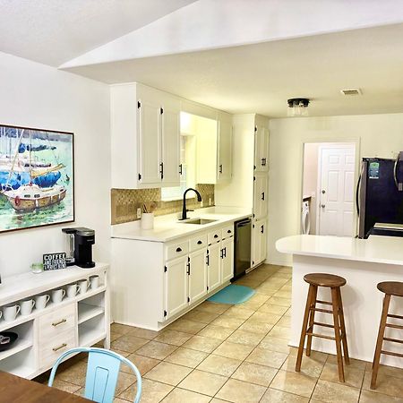 New! Close To Beach, Cozy, New Beds & Family Friendly นาวาร์ ภายนอก รูปภาพ